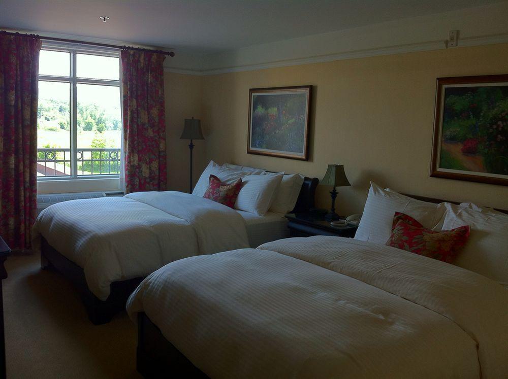 Le St-Martin Hotel&Suites Laval Buitenkant foto