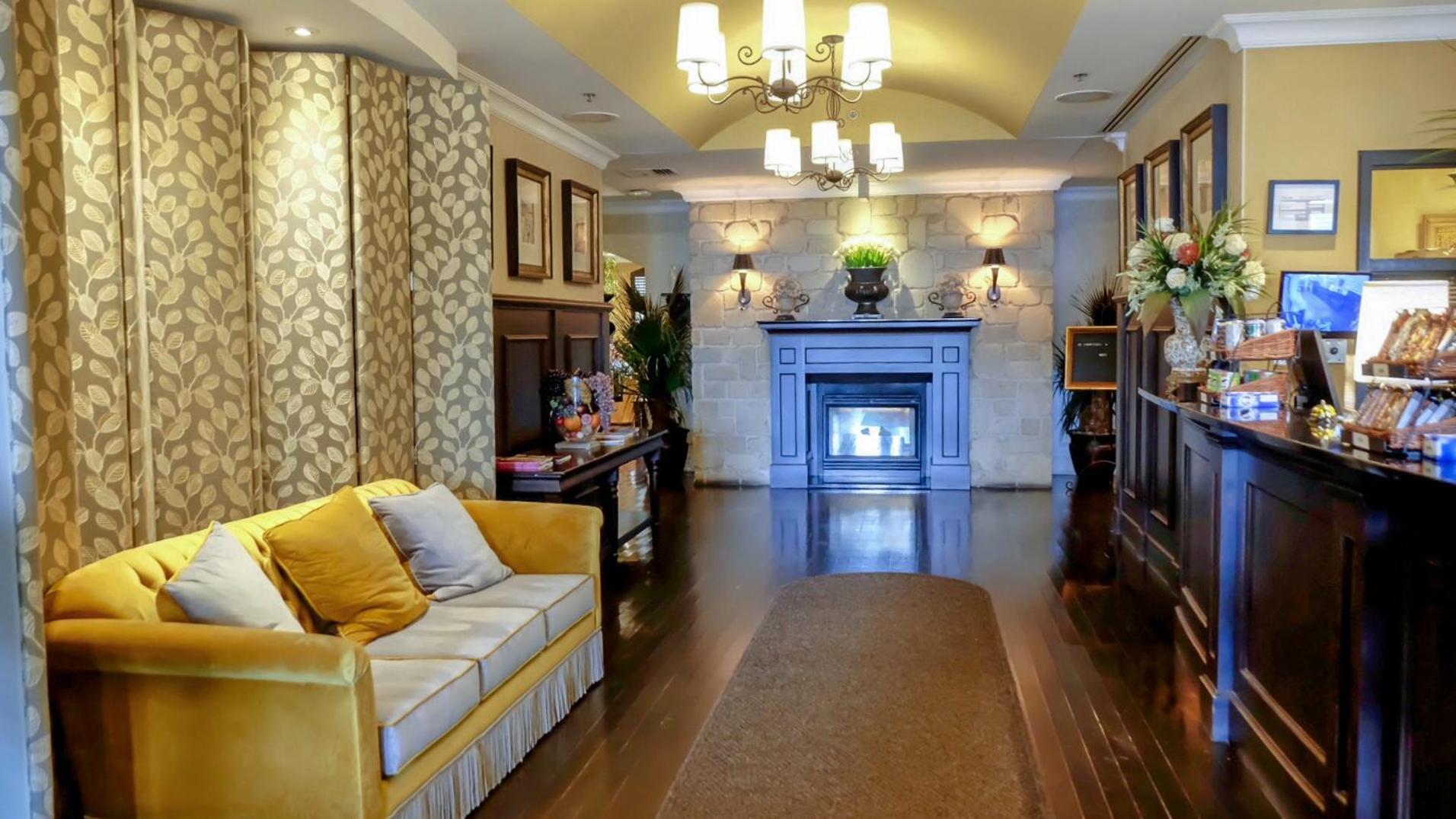 Le St-Martin Hotel&Suites Laval Buitenkant foto