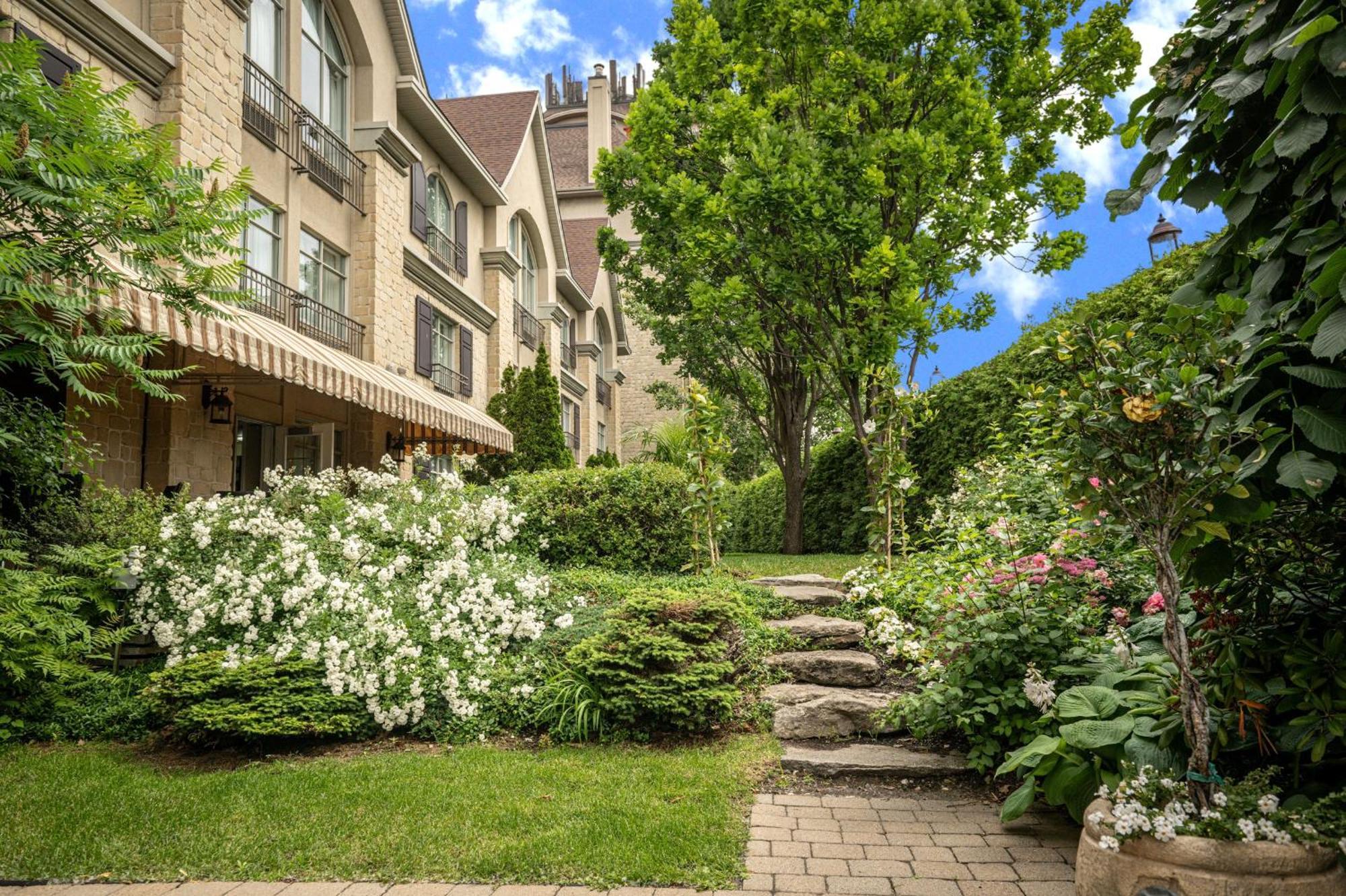 Le St-Martin Hotel&Suites Laval Buitenkant foto